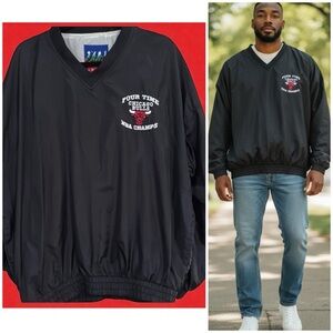 Vintage 1994 Chicago Bulls 4 time NBA Champs Windbreaker Fans Gear Men's Sz L